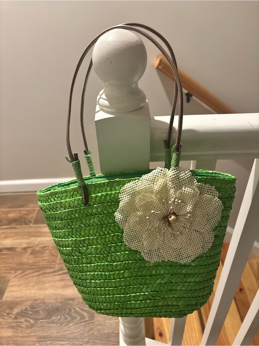 Green Straw Tote with Cream Flower Accent